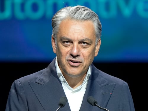 Kering: l’utile scende del 60%