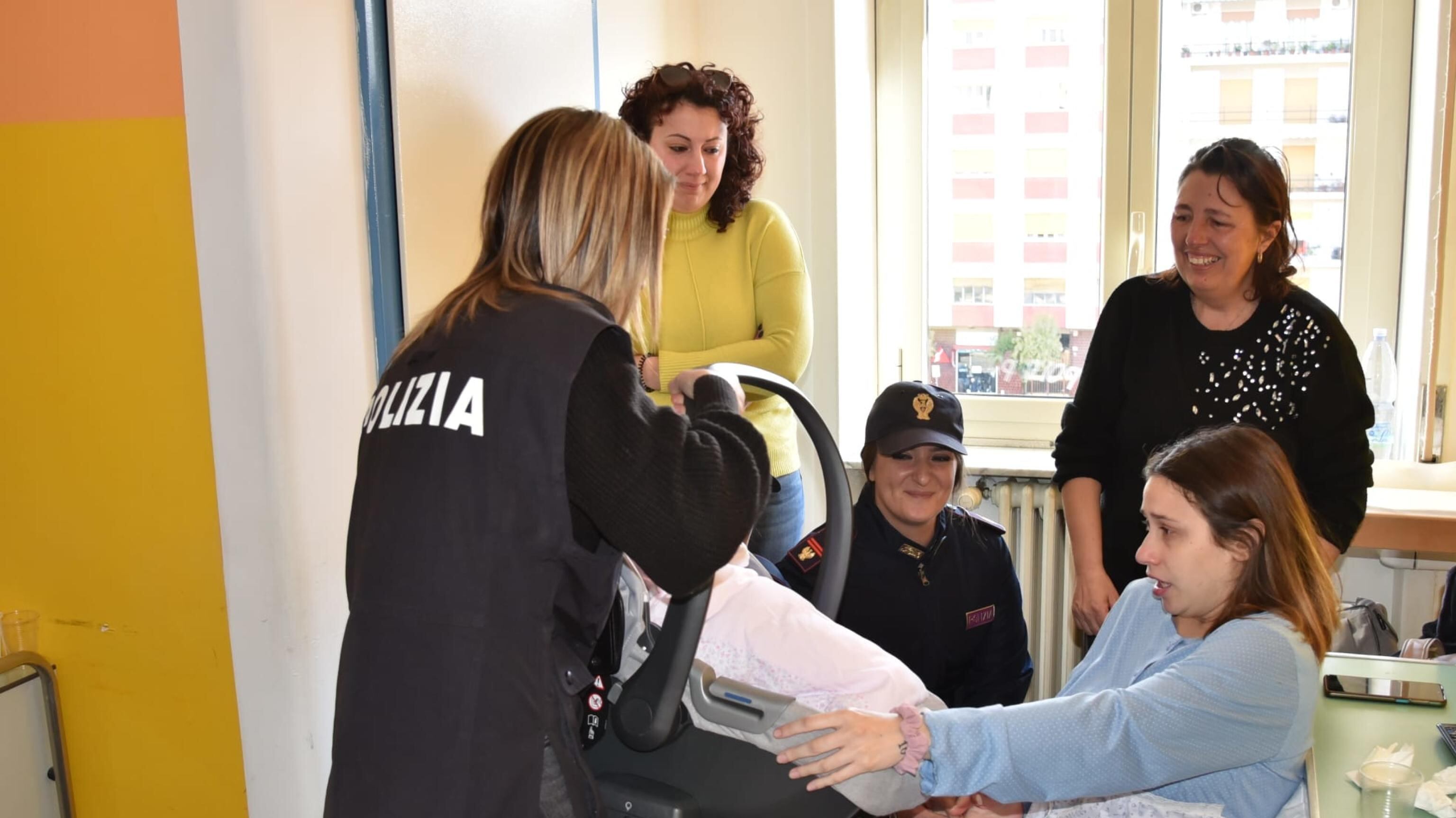 “Pensavo di non rivederla più”. Parla la mamma di Sofia, rapita in clinica