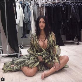 Kim Kardashian semi-nuda su Instagram: foto 4