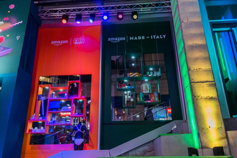 Il Black Friday di Amazon: il nuovo pop up store a Milano 2