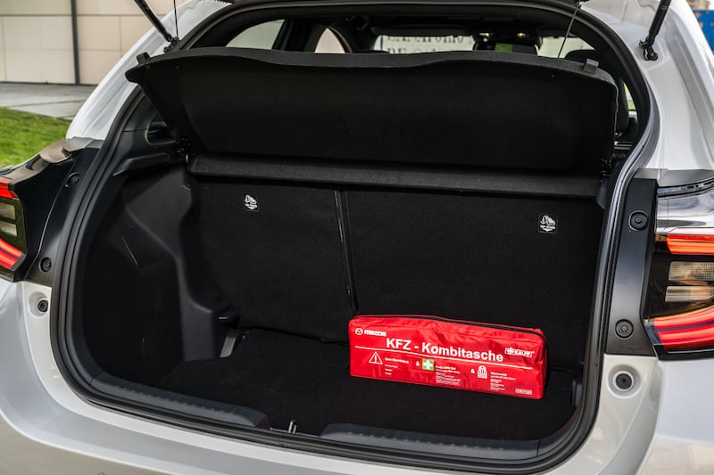 Mazda 2 Hybrid: guarda tutte le foto 6