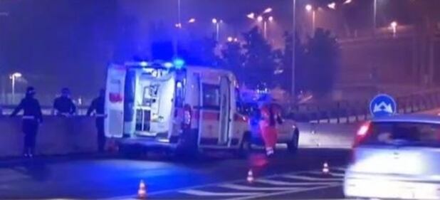 Incidente in via Famagosta, morta donna incinta e un bimbo 3