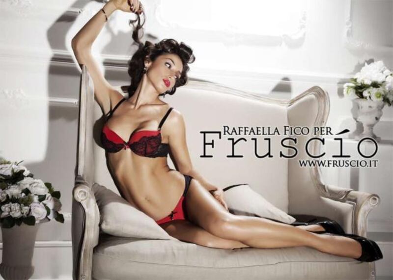 Raffaella Fico super sexy in lingerie 2