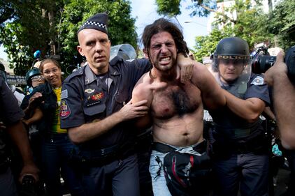 Mondiali, scontri e feriti a San Paolo 1