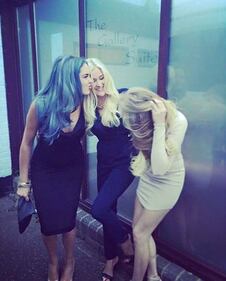 SelfieBrooksSisters, la risposta britannica alle Kardashian 18