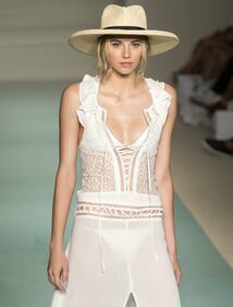 Miami Swim Fashion Week, tante modelle in costume per l'evento clou della moda estiva 20