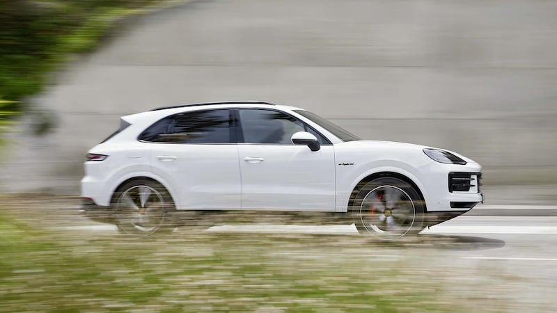 Porsche Cayenne S E-Hybrid, guarda tutte le foto 6