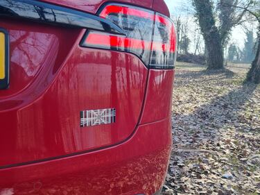Tesla Model X Plaid, un’astronave da oltre 1.000 CV: guarda le foto 9