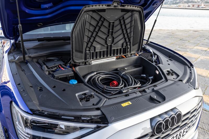 Audi SQ8 e-tron Sportback: guarda la gallery 14