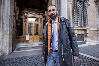 La carica dei neosenatori 1