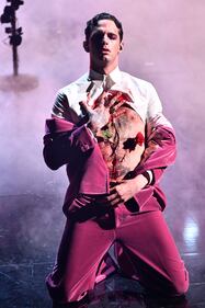 Sanremo, quadro finale per Achille Lauro trafitto e sanguinante 2