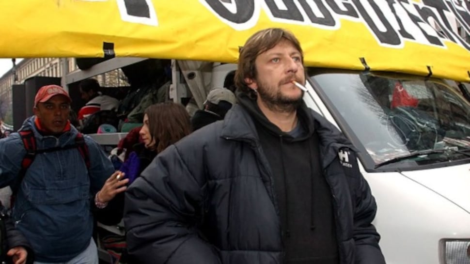 Migranti, Casarini è indagato. Ma sinistra lo riceve alla Camera