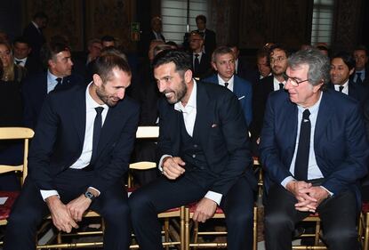 Mattarella riceve l'Italia al Quirinale: le foto della celebrazione dei 120 anni della Figc 4