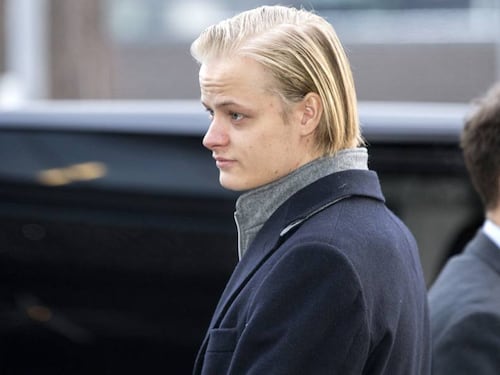 Scandalo per la famiglia reale di Norvegia: arrestato il figlio della principessa Mette Marie