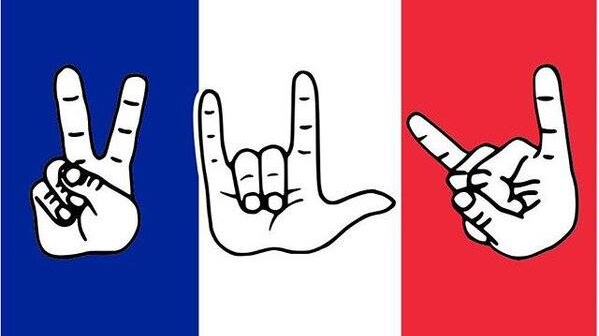 La band che suonava al Bataclan annulla tutti i concerti: "Viva la musica e viva la libertà"