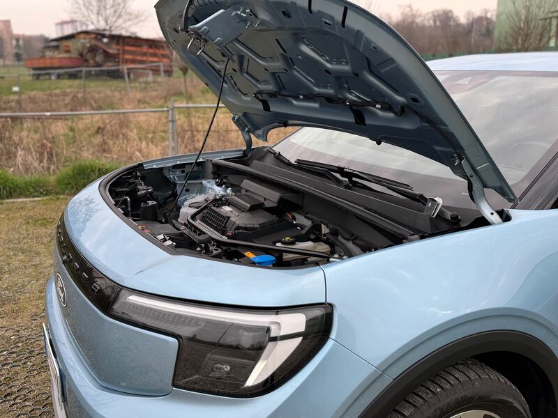 Ford Explorer EV: guarda la gallery del nuovo SUV americano 17