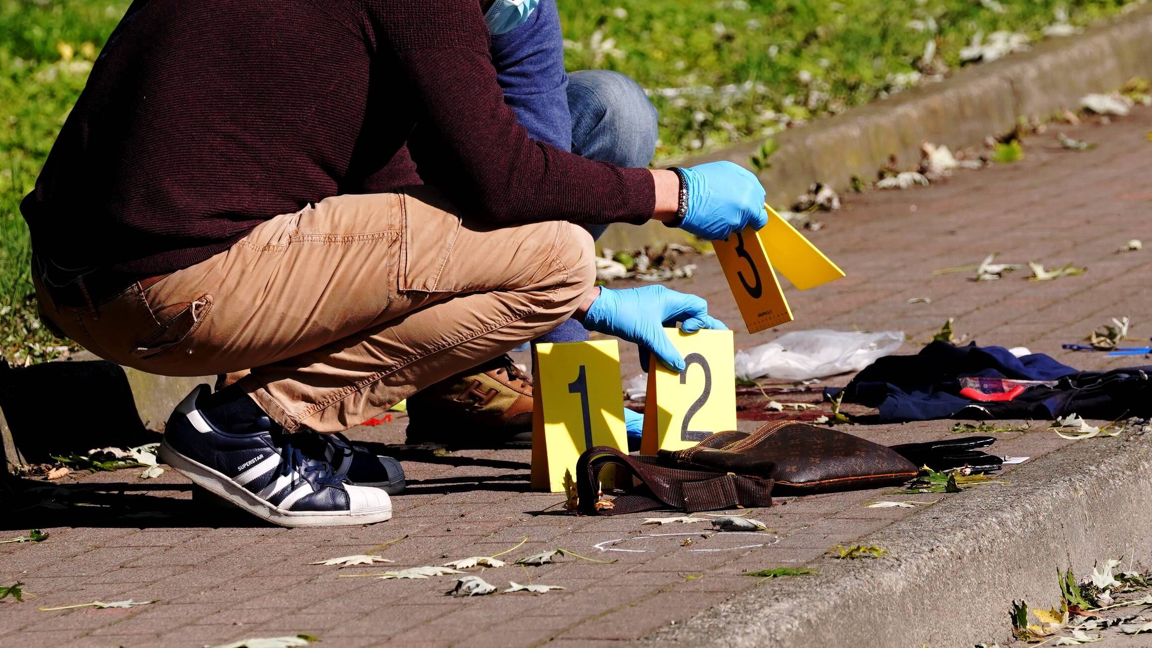 L'ultimo "affare" di Dum Dum per amore della figlia piccola