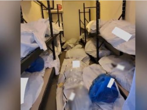 Detroit, ora spuntano le foto dei corpi chiusi in buste in ospedale