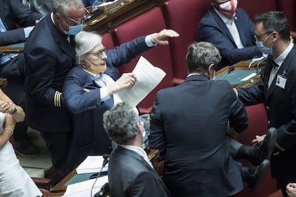 Sgarbi cacciato dalla Camera 2