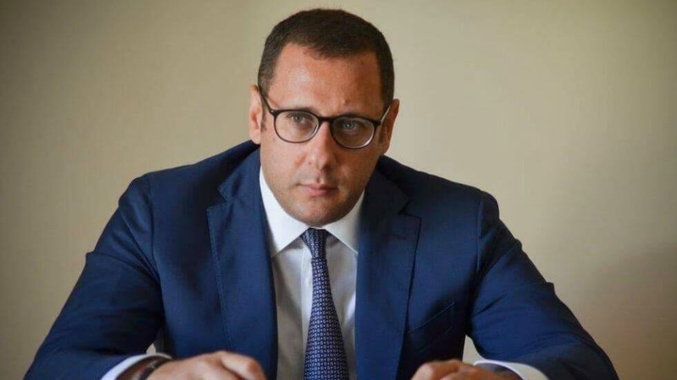 Cesaro indagato per voto di scambio Forza Italia contro l'avviso di garanzia
