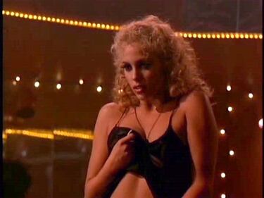 Gli striptease più sexy della storia del cinema 5