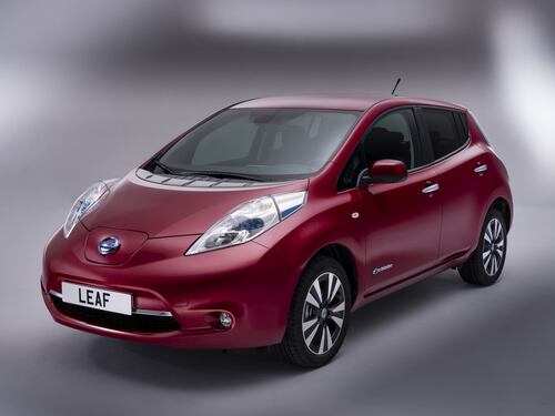 Nuova Nissan Leaf: elettrica a meno di 20.000 euro