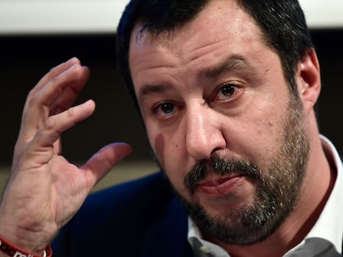 Salvini cambia pelle alla Lega: via "Nord" e "Padania"