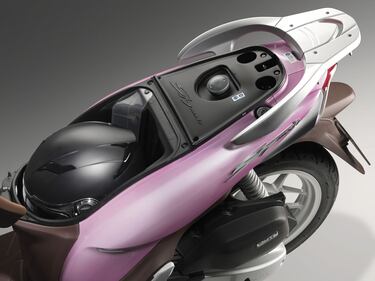 Honda SH Mode, sfida al low budget 9