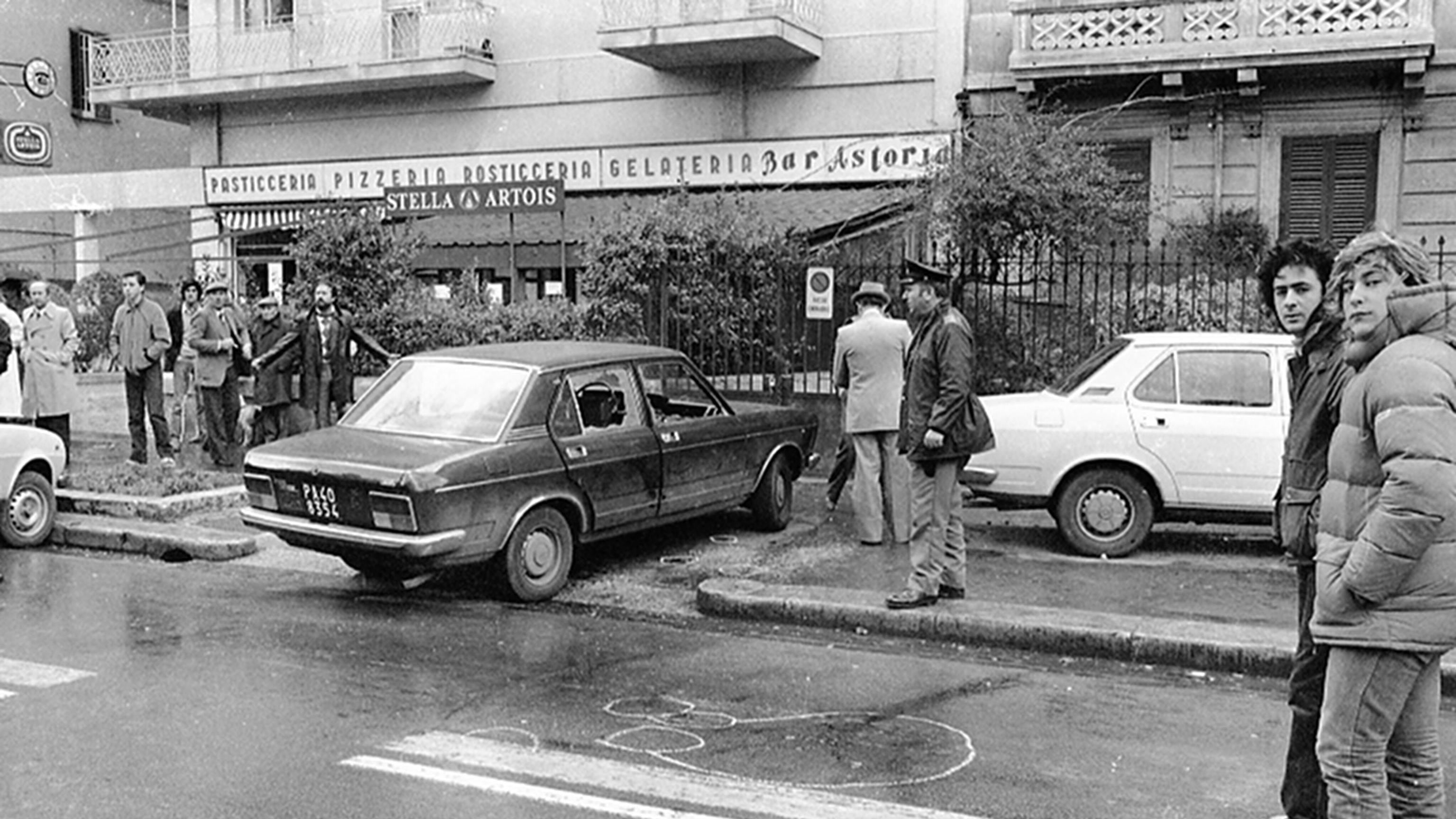 Svolta dopo 45 anni per il delitto Mattarella. Arrestato per depistaggio l'ex prefetto Piritore