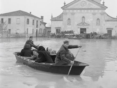 I folli che salvarono il Veneto dallo tsunami del Polesine