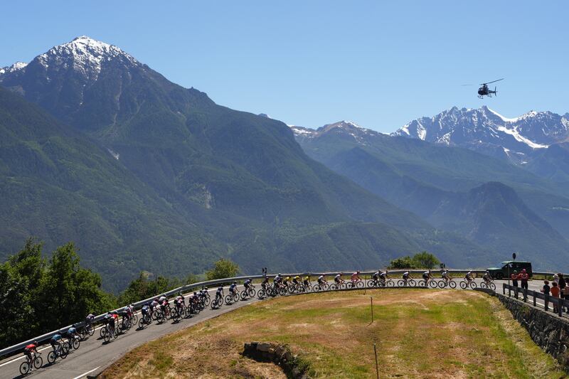 Giro 2025 tappa 19 gruppo