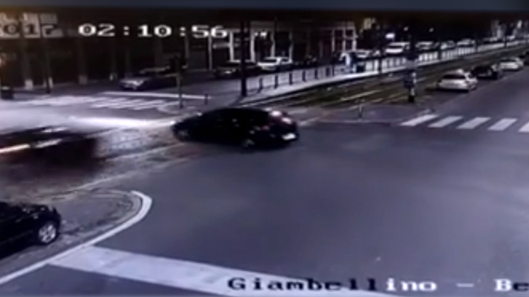 Milano, fuga stile "Fast and furious": inseguimento e schianto choc