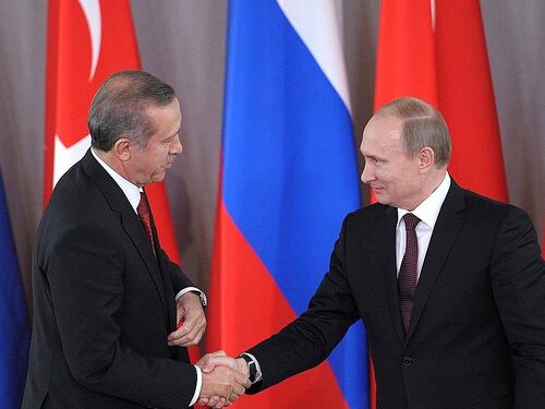 Mosca e Ankara: nemiche sulla Siria, amiche per il gas