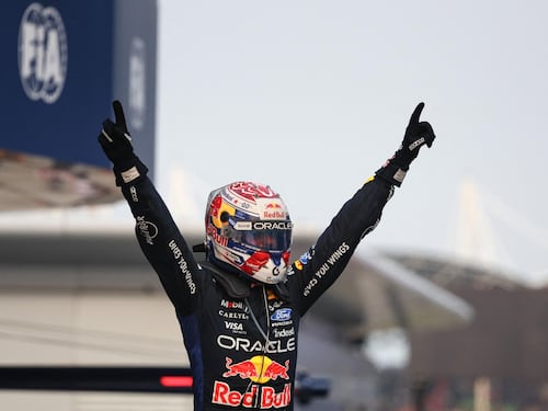 F1, Verstappen vince in Malesia, Antonelli 2°, Russell out, rimonta Hamilton