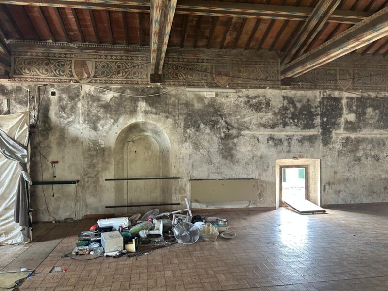 "Ratti e sporcizia". Le foto-choc dell'ex-centro migranti di don Biancalani 3
