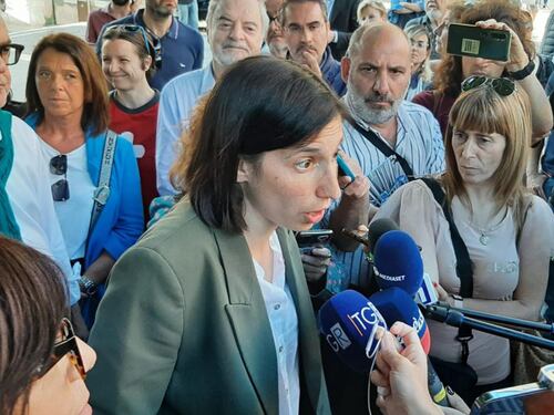 Riunione fiume tra tensioni e silenzi: Schlein riunisce i suoi dopo la sconfitta