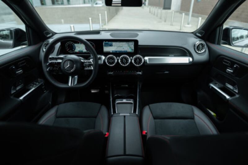 Mercedes-Benz EQB e GLB: guarda la gallery 9