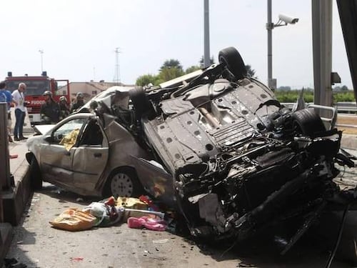 Ravenna, incidente sulla A14, schianto al casello: 2 morti