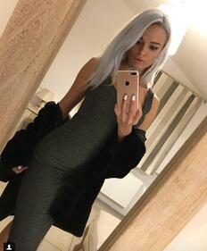 Mercedesz Henger in slip sexy su Instagram 2