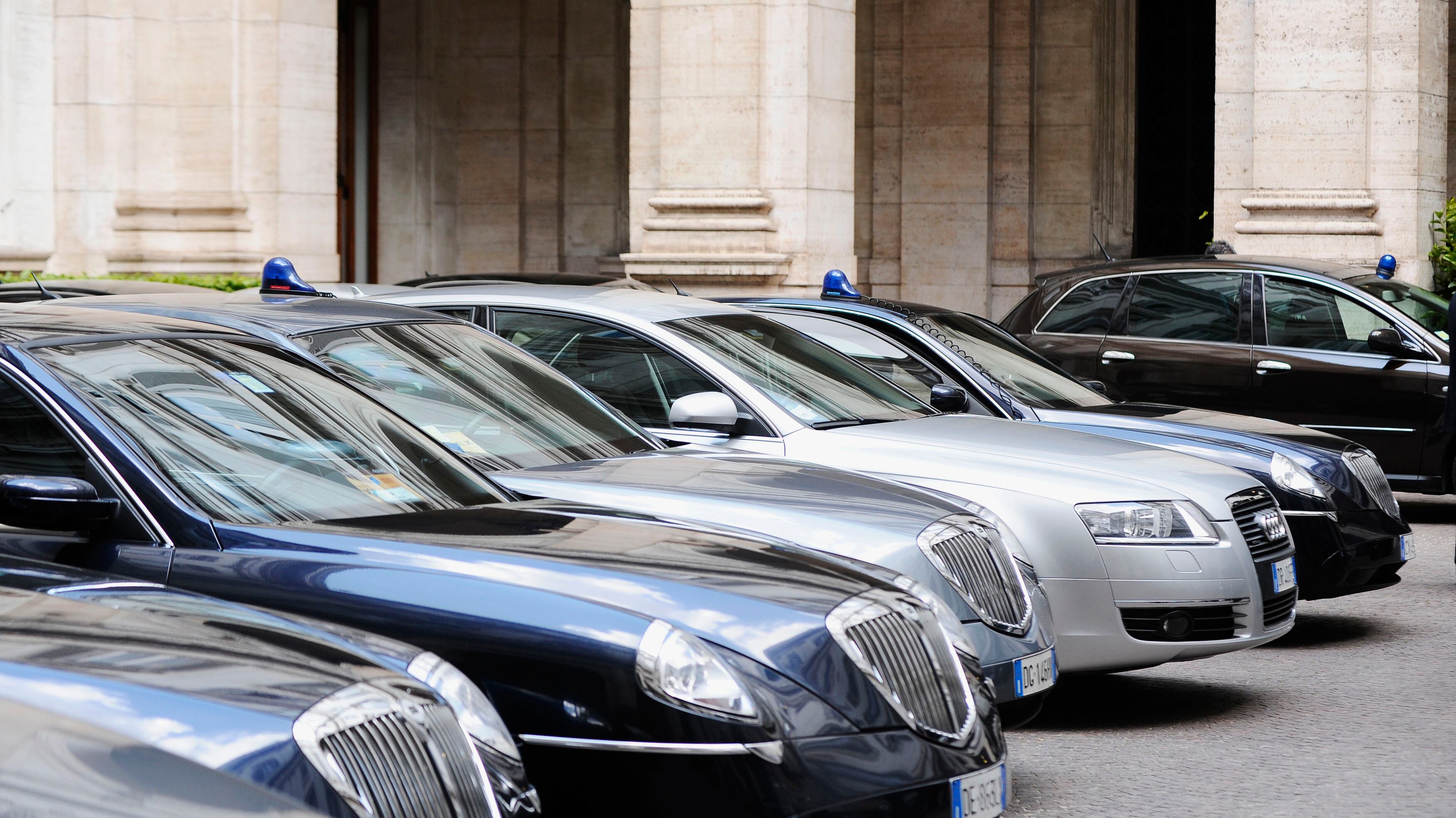Spendiamo altri 133 milioni per le auto della P.A.