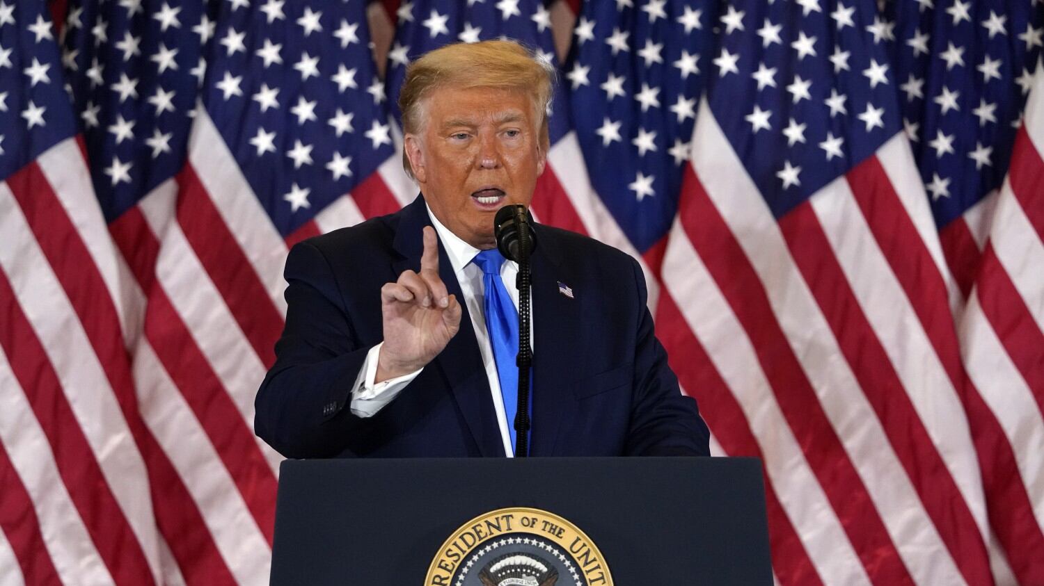 La battaglia legale è partita (con tre schiaffi per Trump)