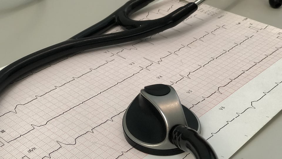 Gli alimenti "salva cuore". Cosa mangiare per evitare la fibrillazione atriale e l'aritmia