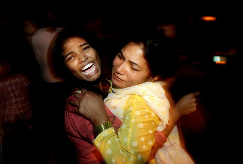 Pakistan, kamikaze si fa esplodere nel parco dei bimbi: strage di cristiani 2