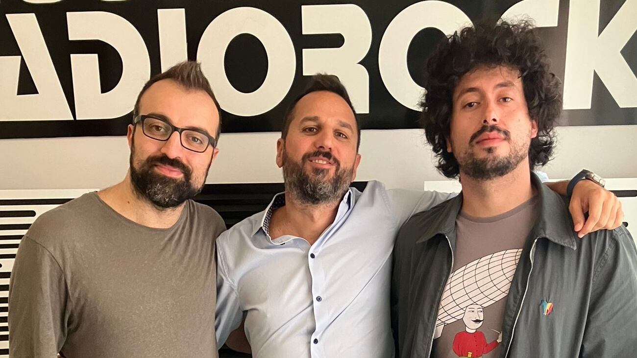 "I napoletani hanno voluto bene agli albanesi". Risate e freddure con Xhuliano Dule