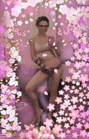 Naike Rivelli hot, topless nel guardaroba 18