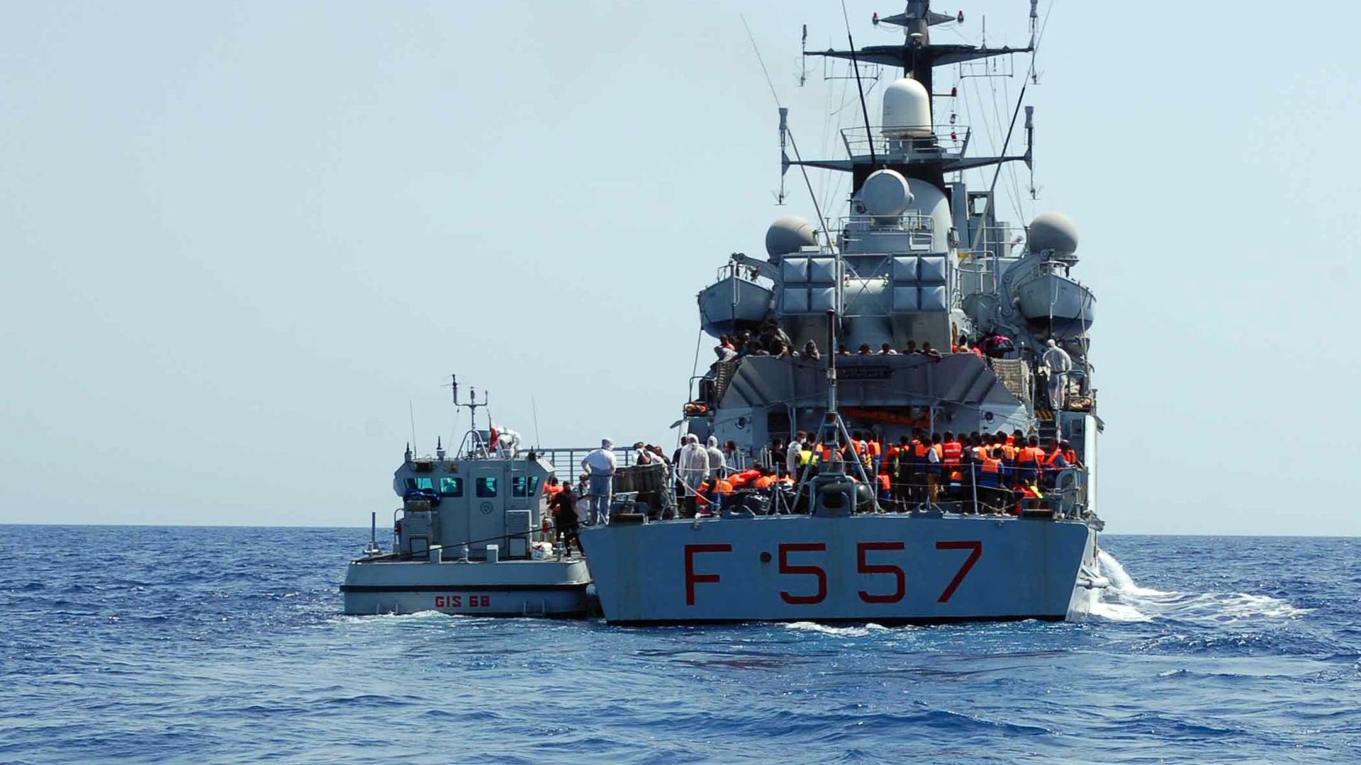 Emergenza sbarchi, Malmstroem: "L'Italia non può fare da sola"
