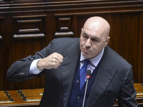 "Vedo l'ombra di nuove Brigate Rosse". Il monito di Crosetto sulla deriva rossa