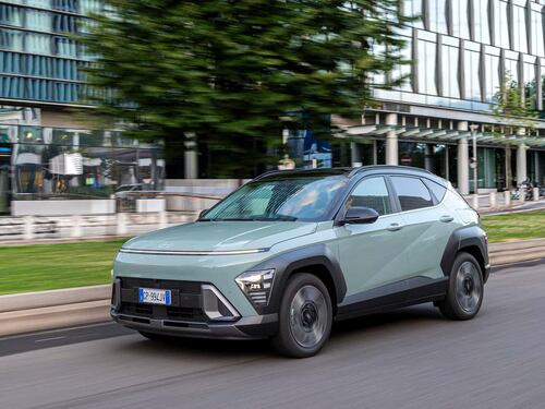 Hyundai Kona e Kia Niro, guarda tutte le immagini