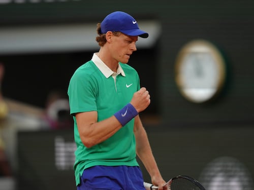Roland Garros, Sinner straripante: batte Rublev in tre set e vola ai quarti