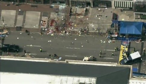 Boston, sangue alla maratona: esplosioni alla linea di arrivo 9